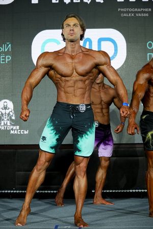 MEN'S PHYSIQUE +179